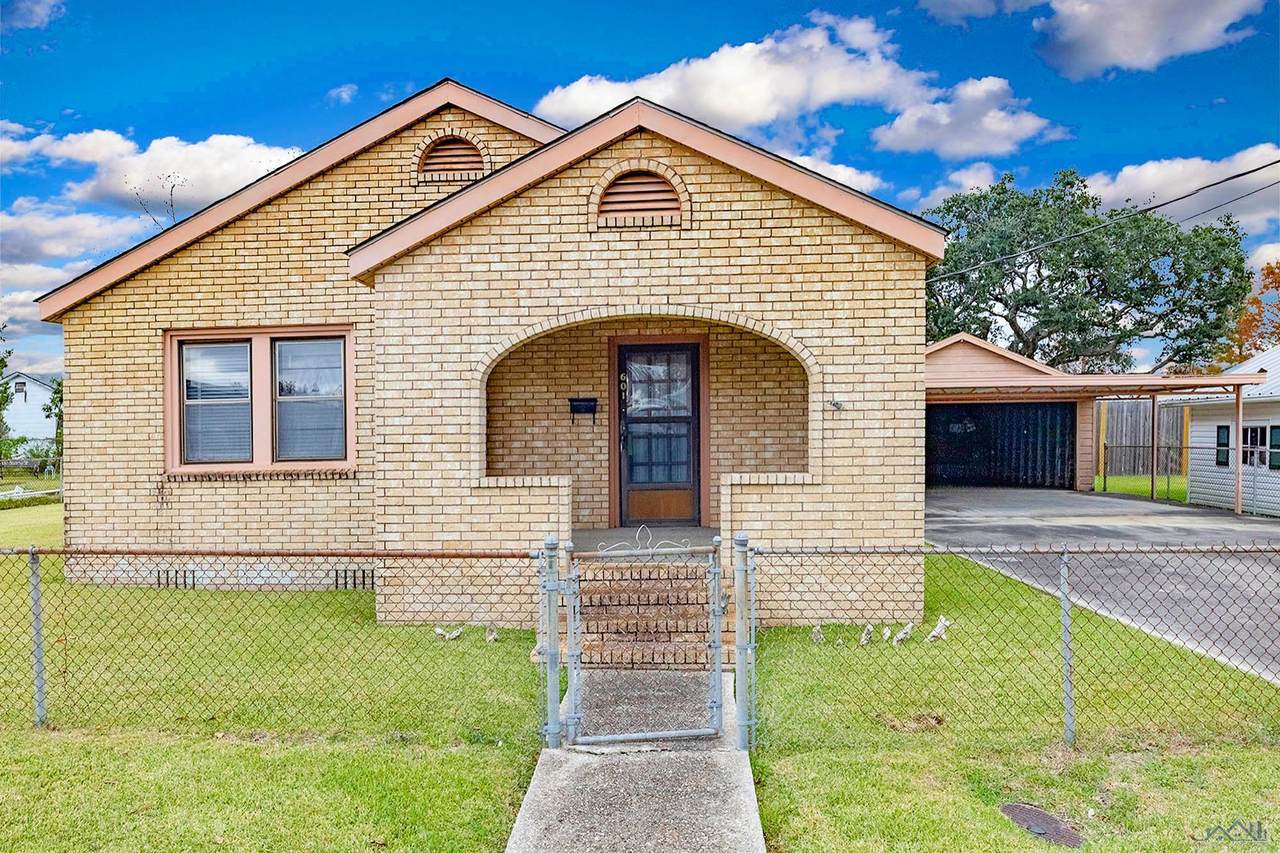 601 Olive St - Photo 1