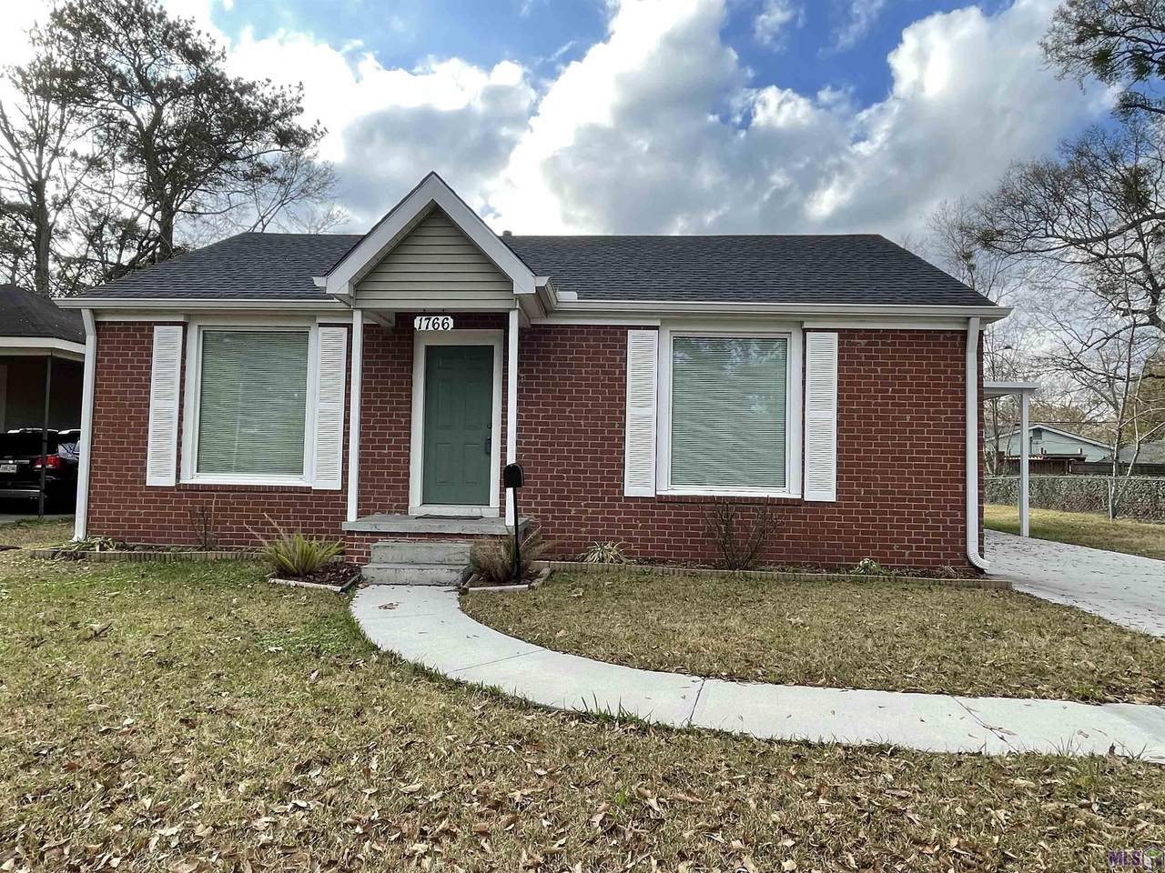 1766 College Dr - Photo 1