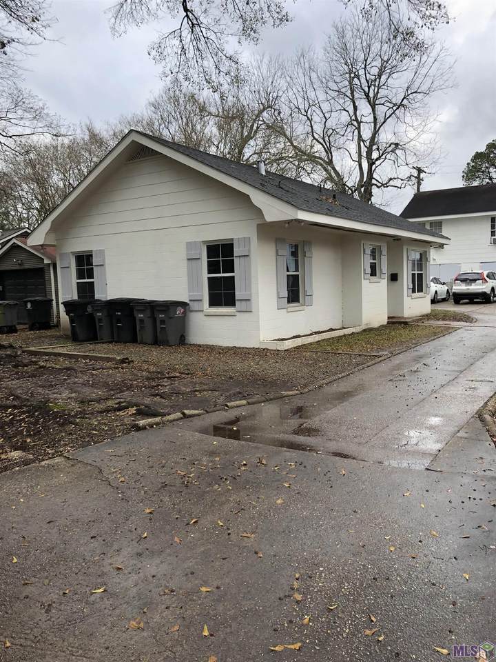 884 Steele Blvd - Photo 1