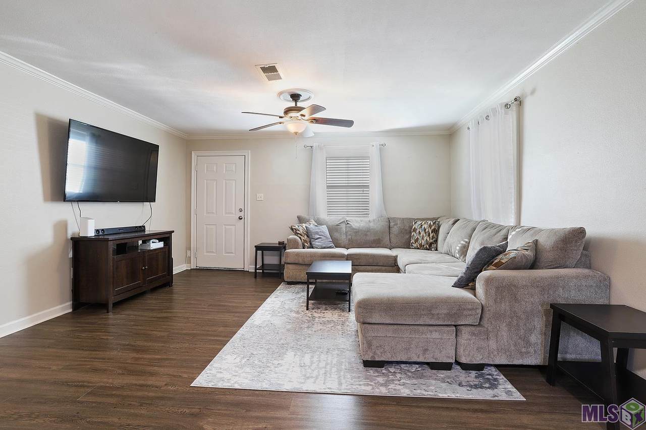 30628 Baker Dr - Photo 1