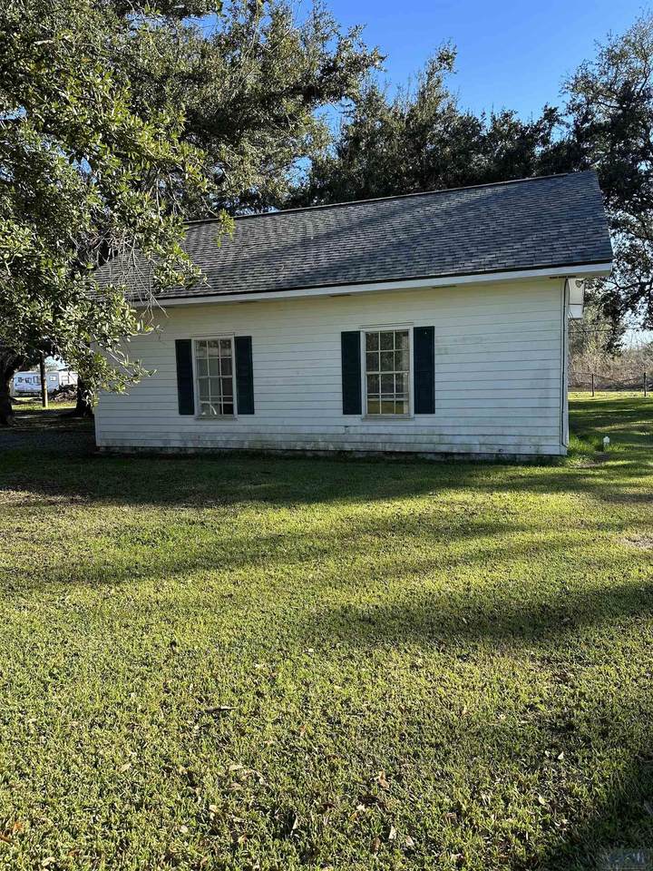 3303 A Bayou Black Dr - Photo 1