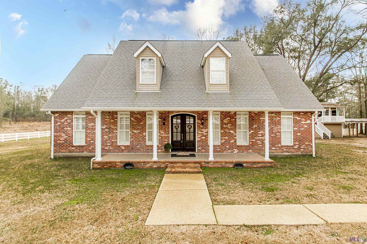 1391 Valley Ct - Photo 1