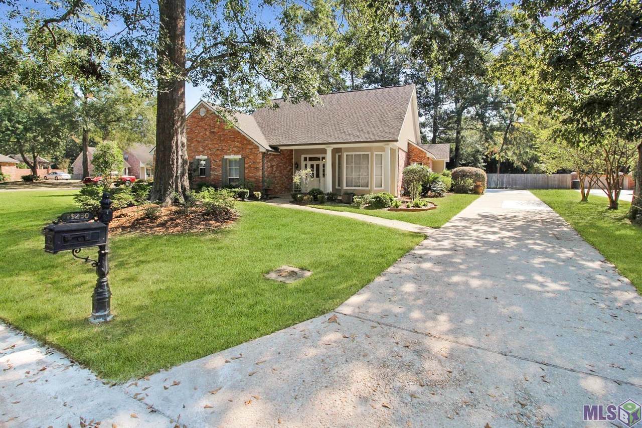 19230 Shore Ct - Photo 1