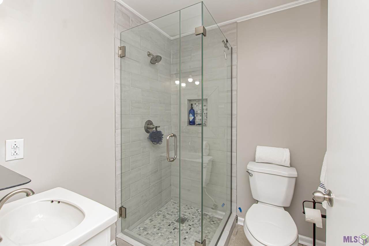 633 Rodney Dr - Photo 1