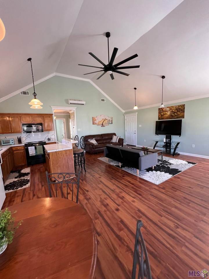 21112 Diversion Canal Rd, Maurepas, LA 70449 (2024004799) Darren