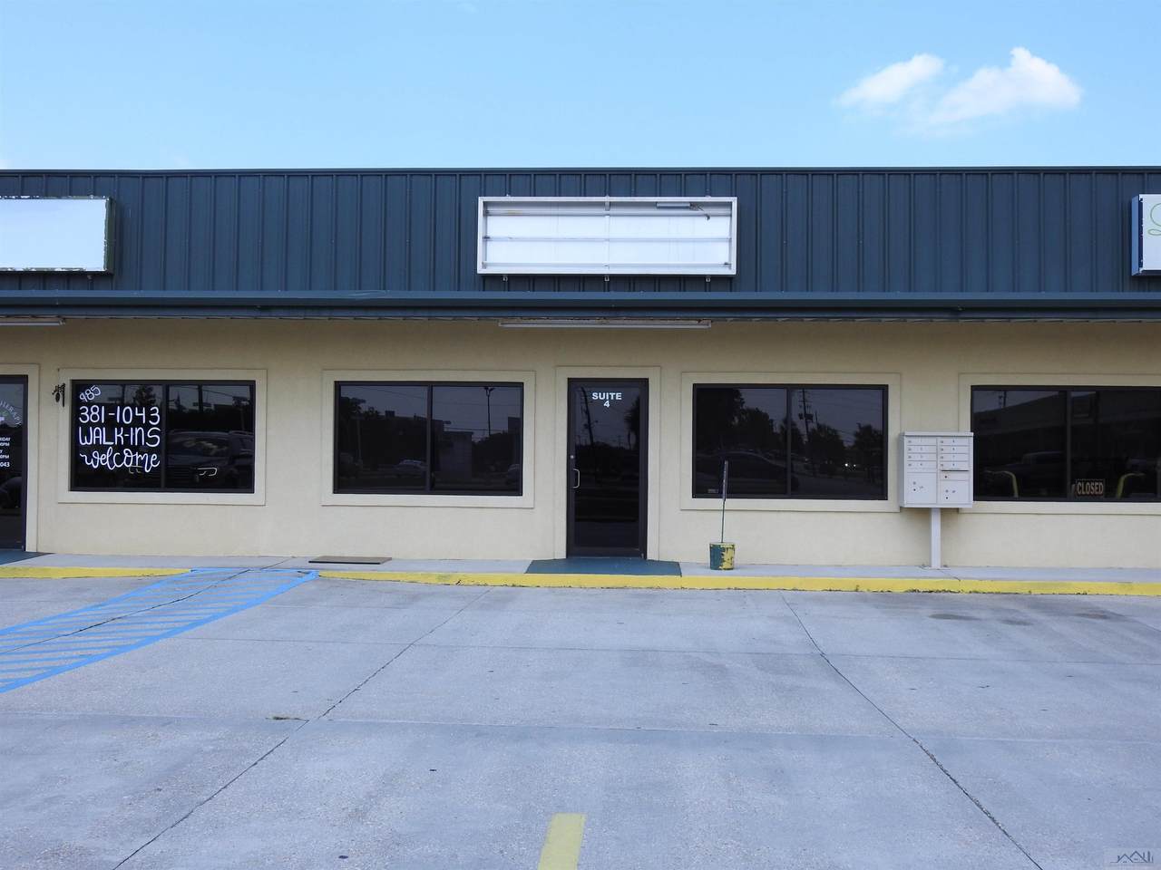 251 Enterprise Dr - Photo 1