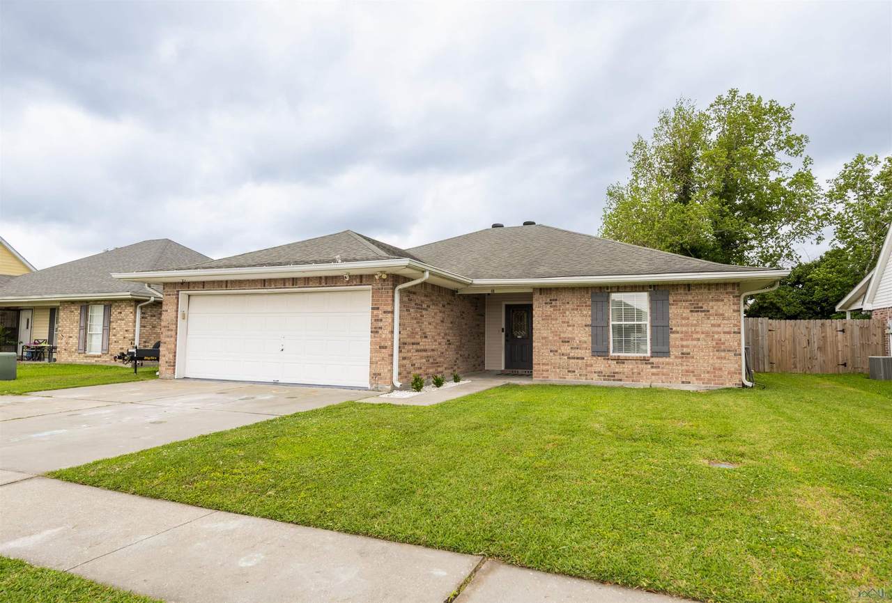 14 Cobblestone West - Photo 1