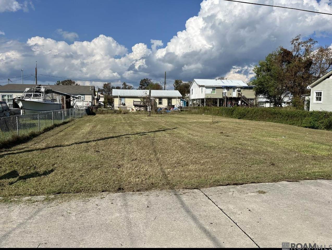 116 Pine St - Photo 1