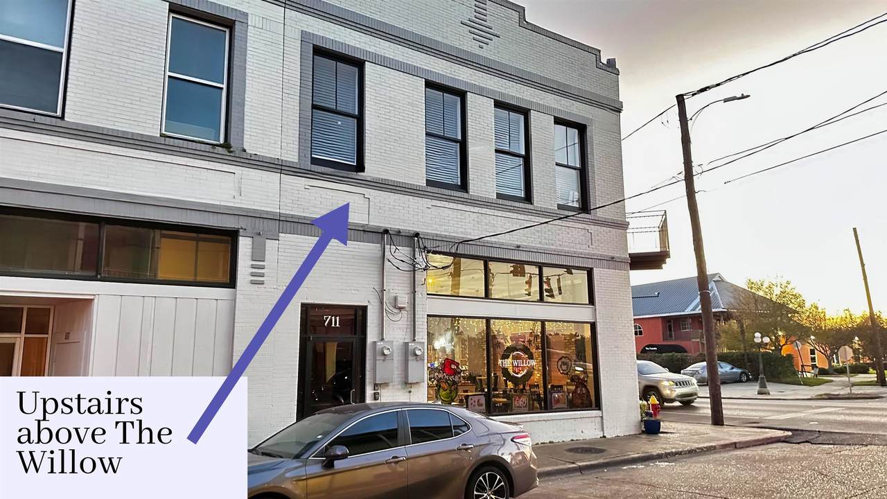 711 West 3rd Street - Photo 1