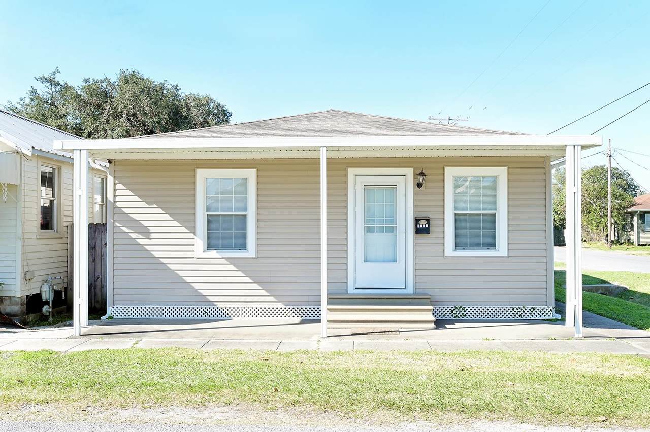 1000 Caroline St - Photo 1