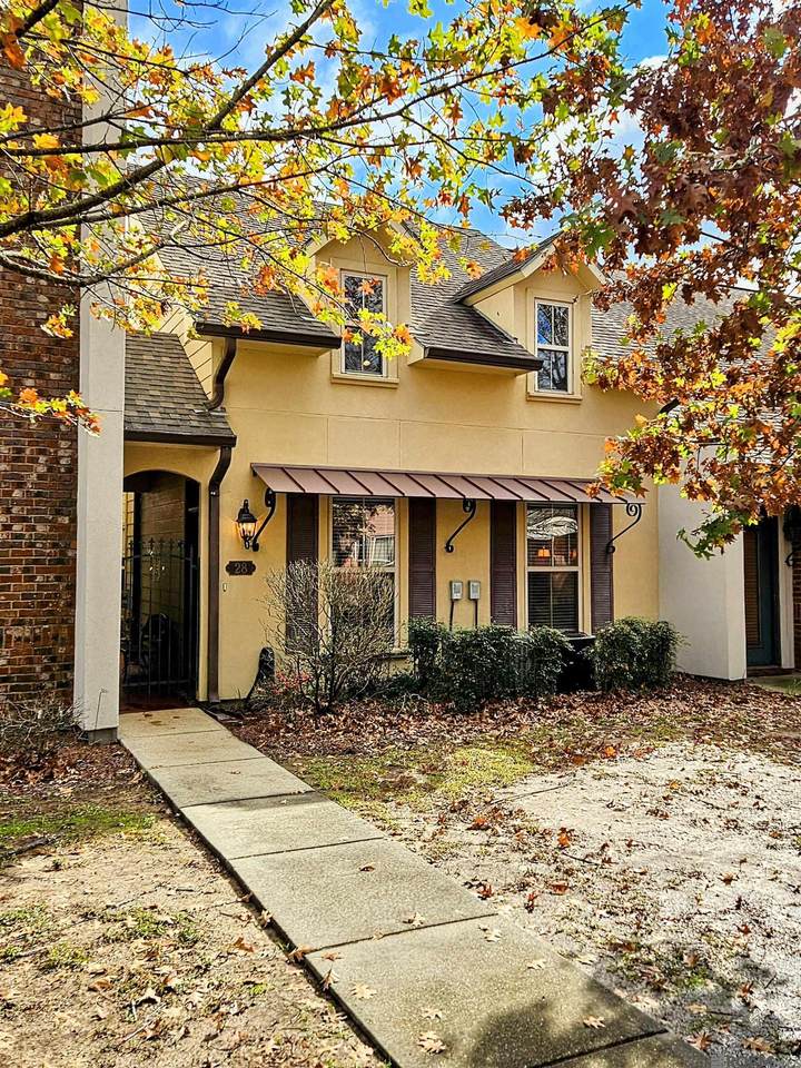 11110 Boardwalk Dr - Photo 1