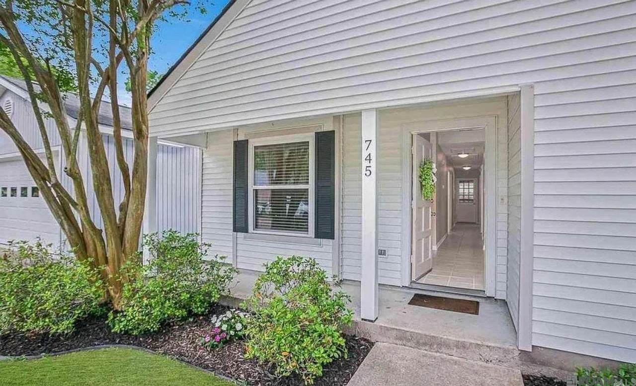 745 Stoney Creek Ave - Photo 1