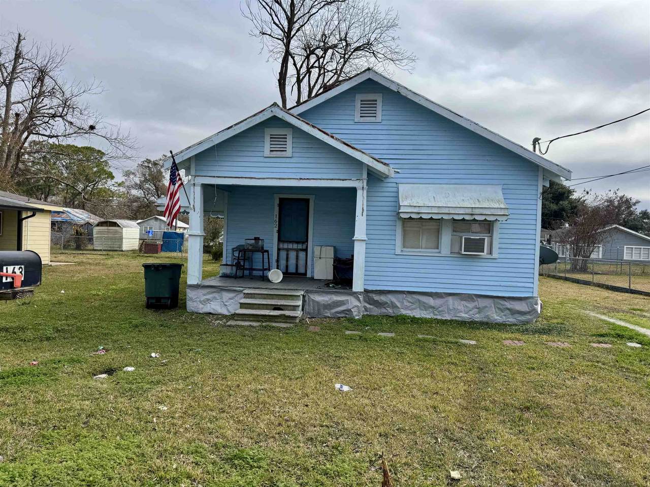162 Carlos Street - Photo 1