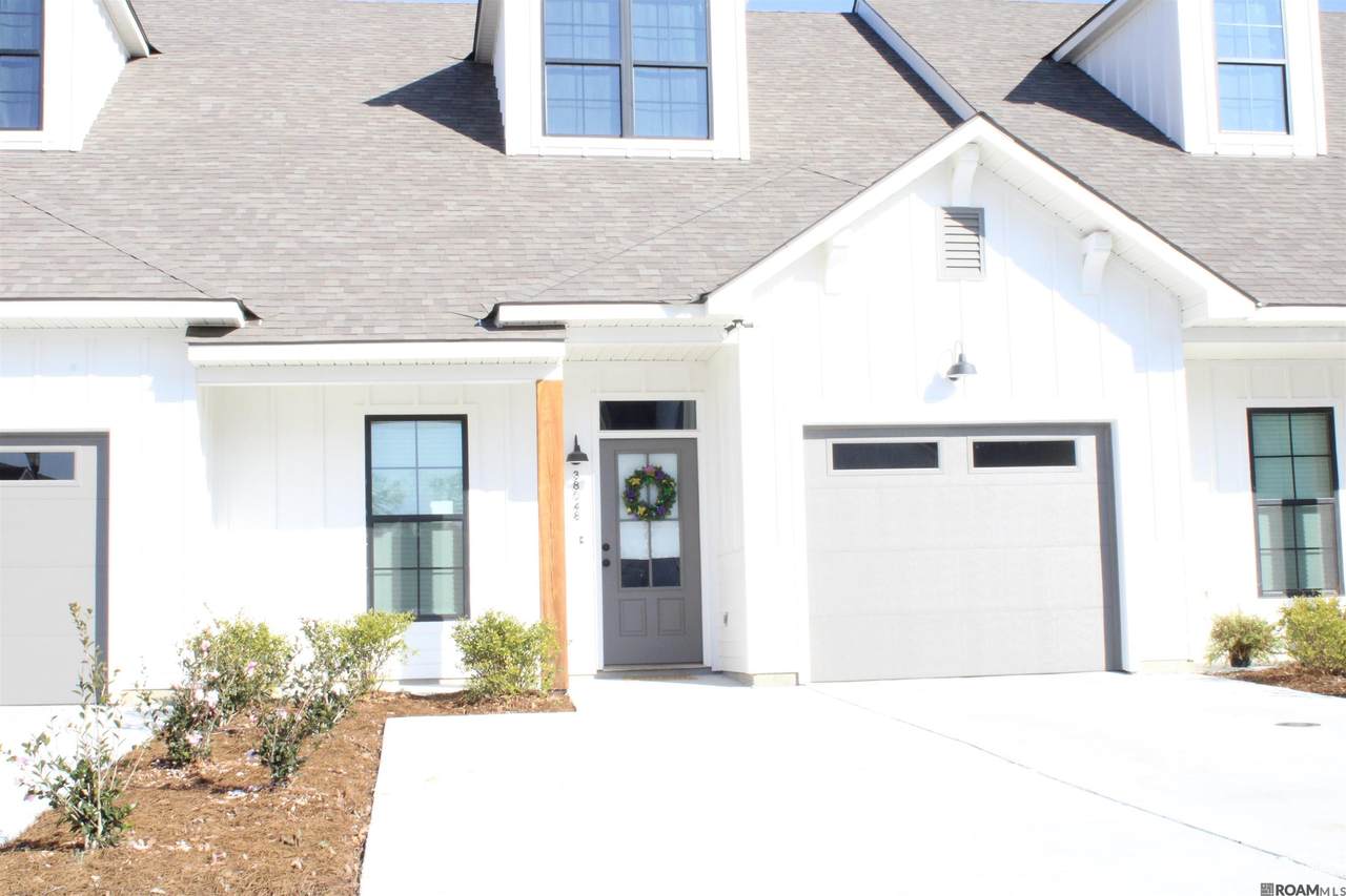 17172 Oak Lawn Boulevard - Photo 1