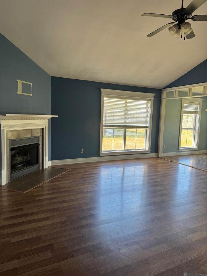 https://bt-photos.global.ssl.fastly.net/batonrouge/1280_boomver_1_2025004052-2.jpg
