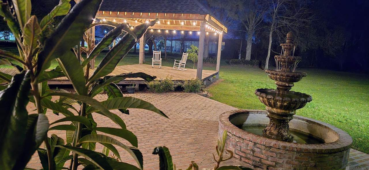 https://bt-photos.global.ssl.fastly.net/batonrouge/1280_boomver_1_2025005493-2.jpg