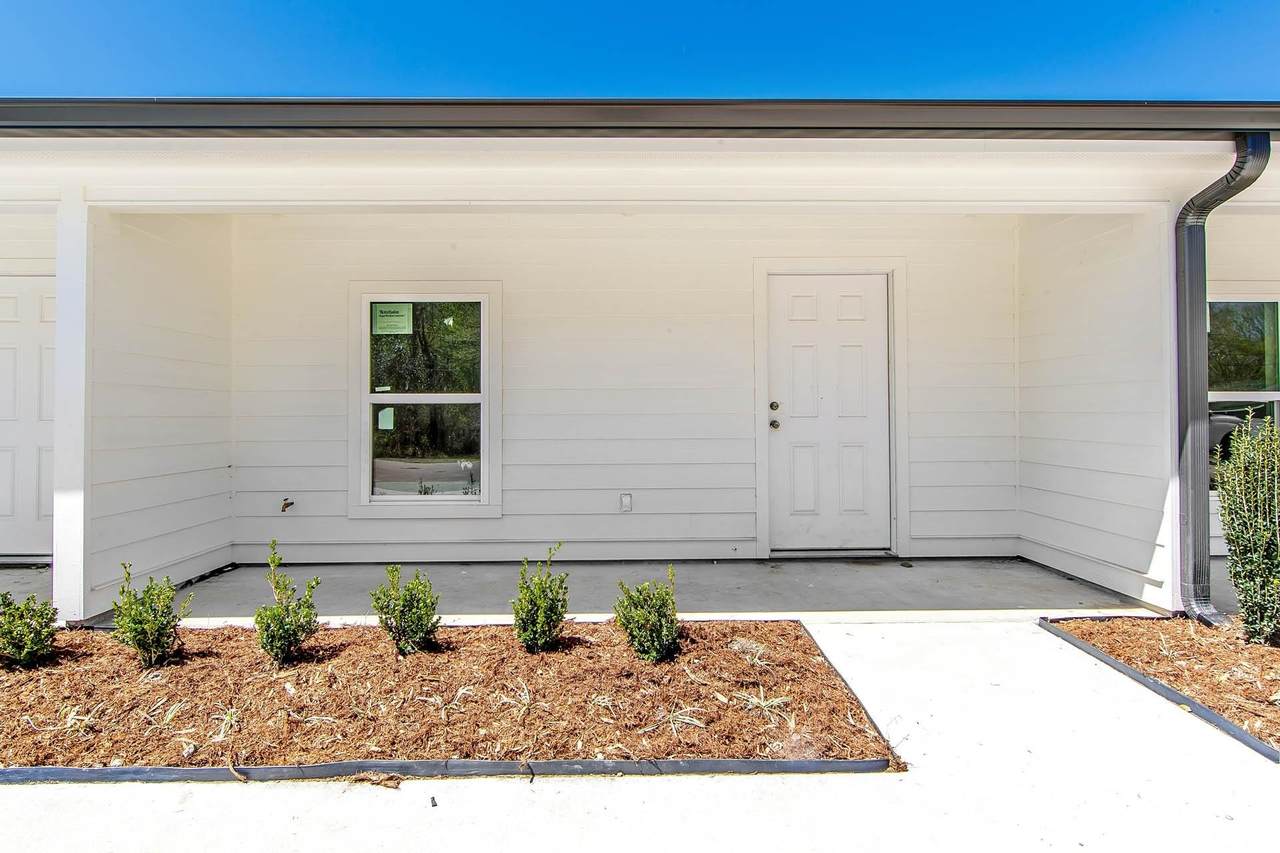 1300 Lafourche Drive - Photo 1
