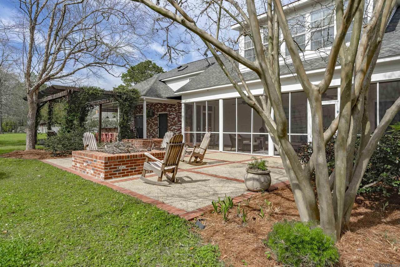 2806 Dakin Ave - Photo 1