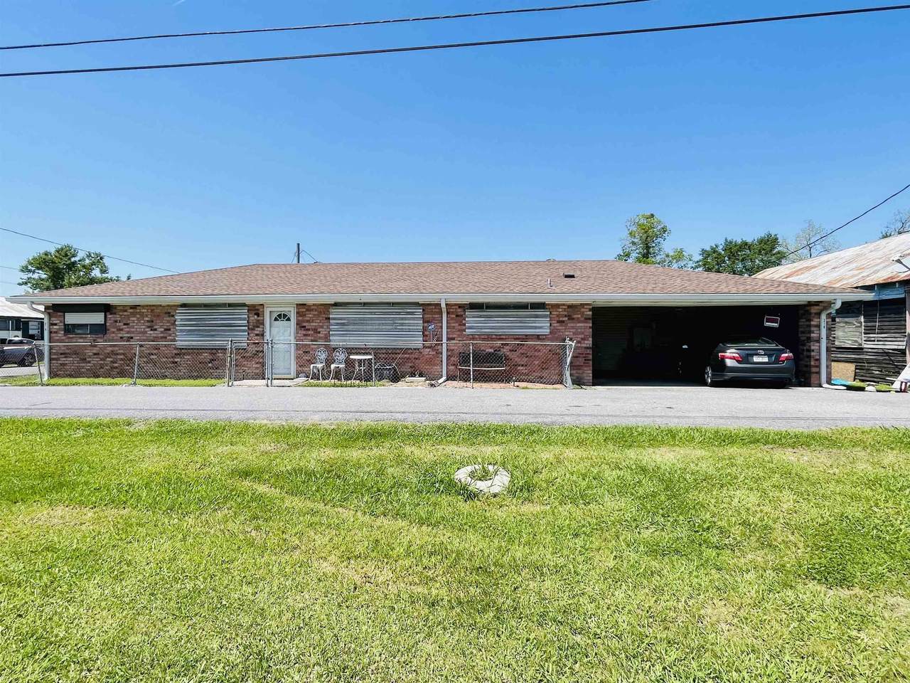 218 Telegraph - Photo 1