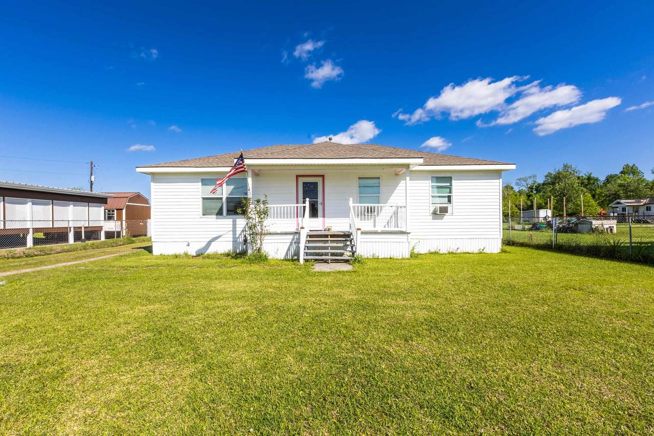3811 Grand Caillou Road - Photo 1