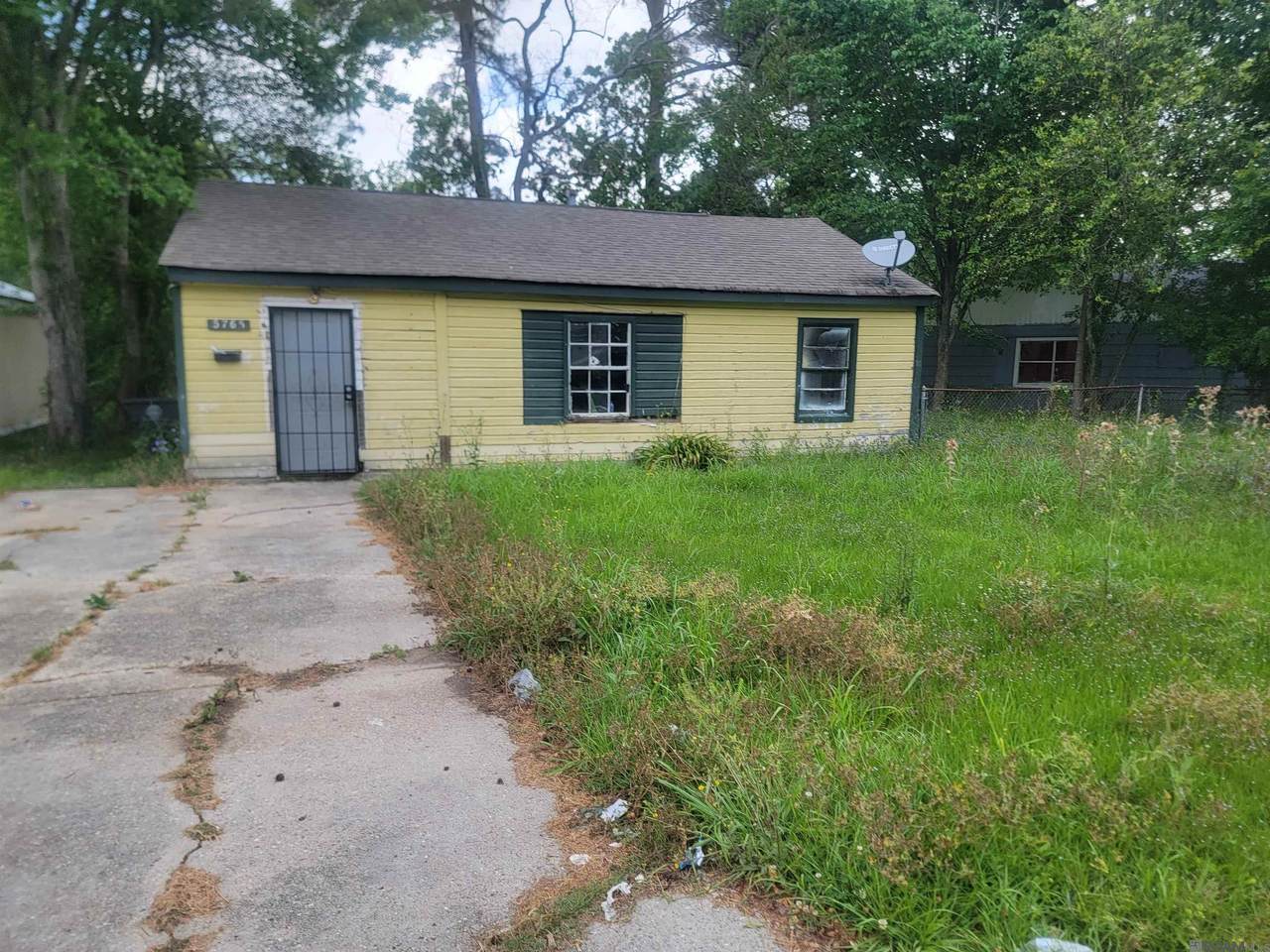 5765 Beech St - Photo 1
