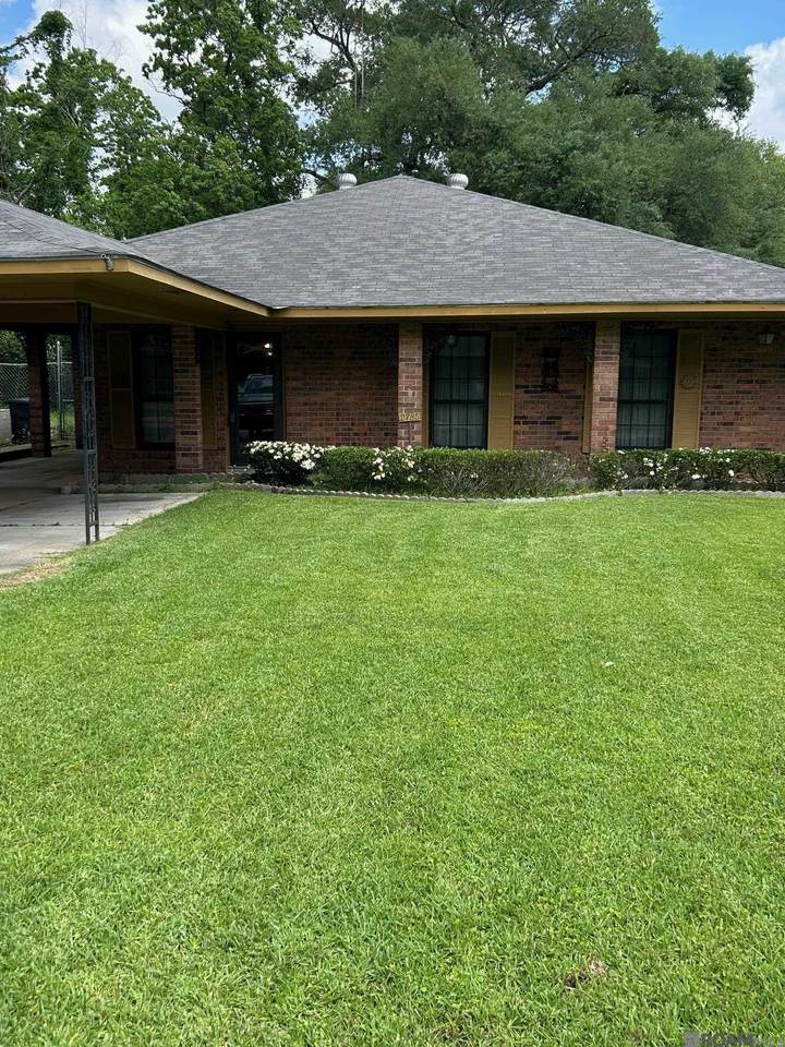2785 74th Ave - Photo 1