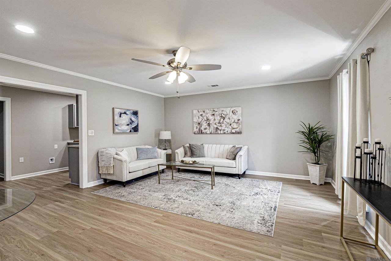 10224 Avenue B - Photo 1