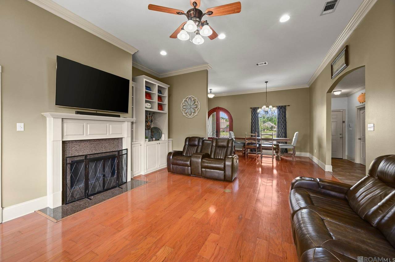 https://bt-photos.global.ssl.fastly.net/batonrouge/1280_boomver_1_2025008983-2.jpg