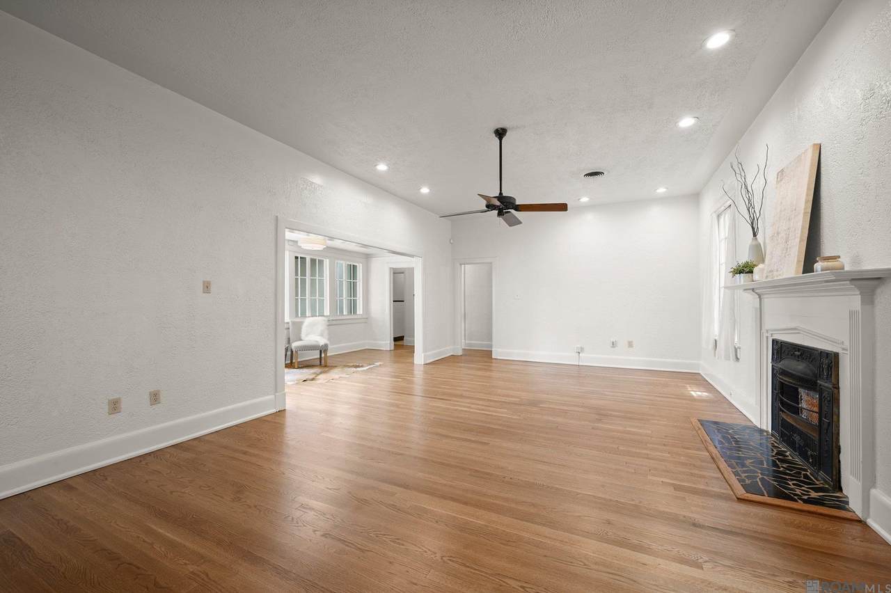 https://bt-photos.global.ssl.fastly.net/batonrouge/1280_boomver_1_2025009051-2.jpg