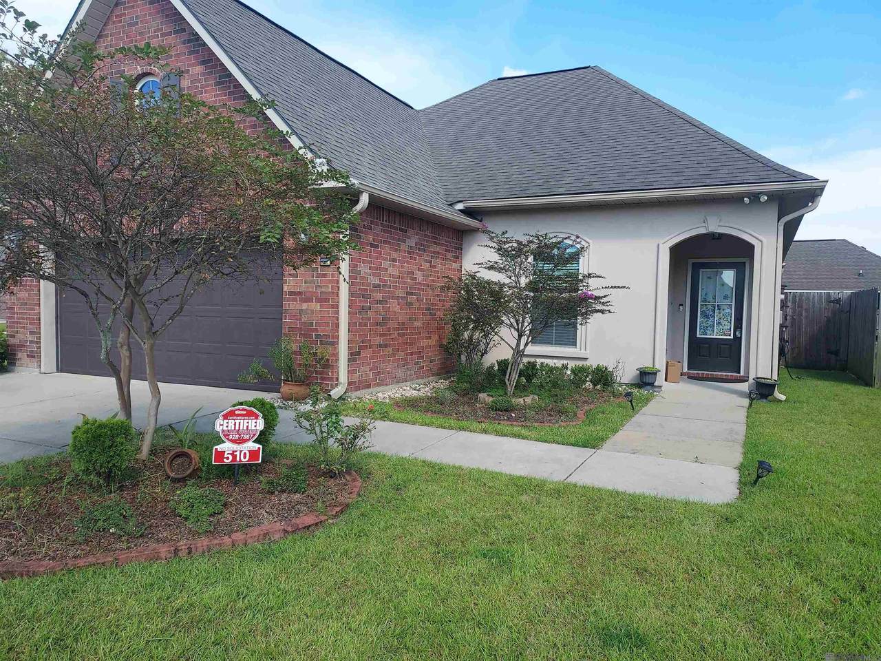510 Greenwich Dr - Photo 1