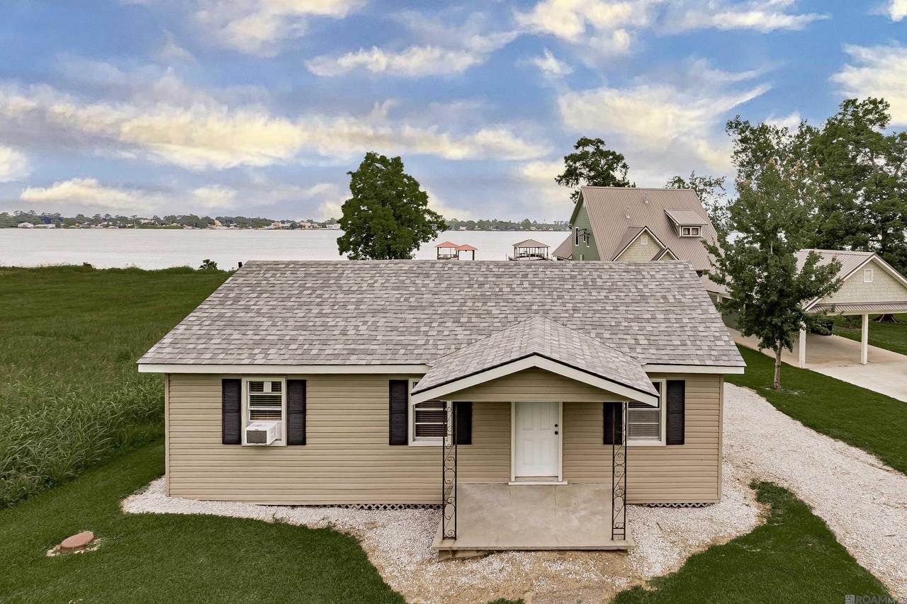 10467 Island Rd - Photo 1