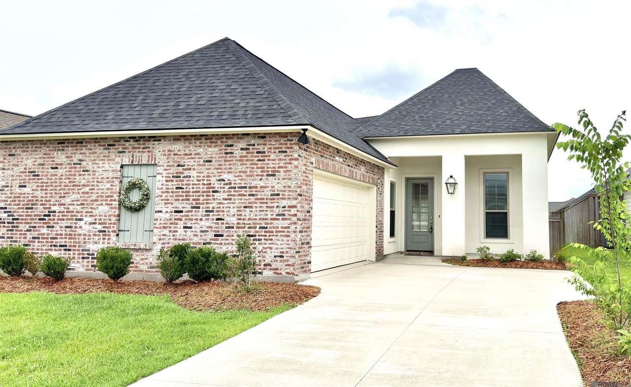 577 Warbler Crossing Ave - Photo 1