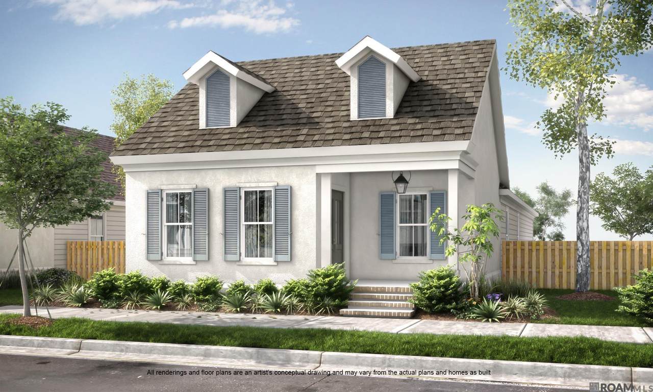 205 Queens Way - Photo 1