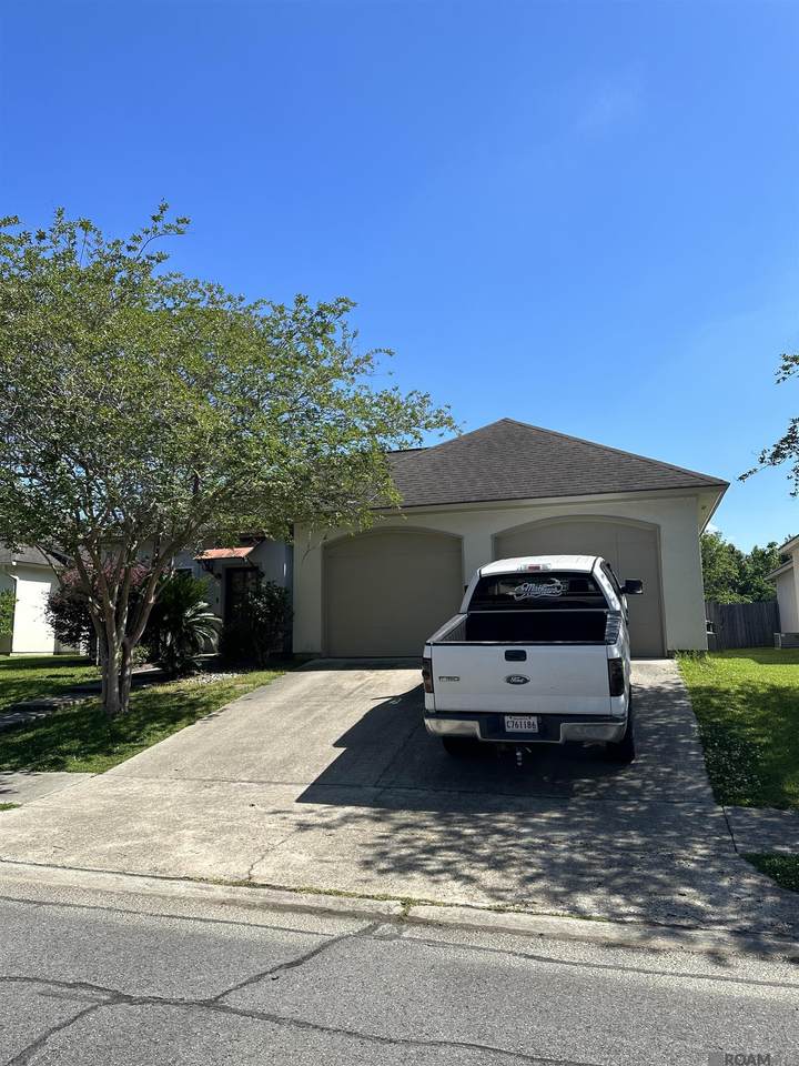 9043 Boone Ave - Photo 1
