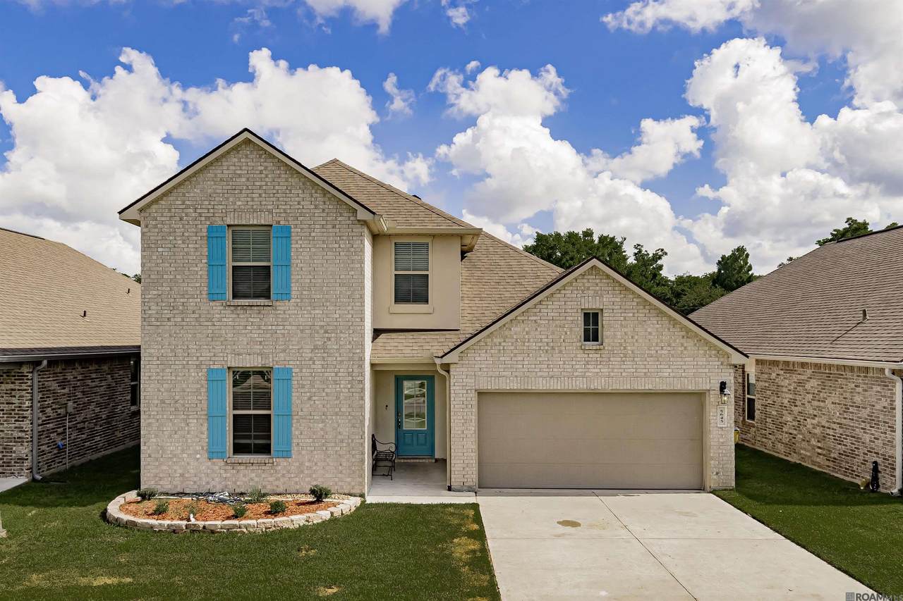 5645 Oak Trace Drive - Photo 1