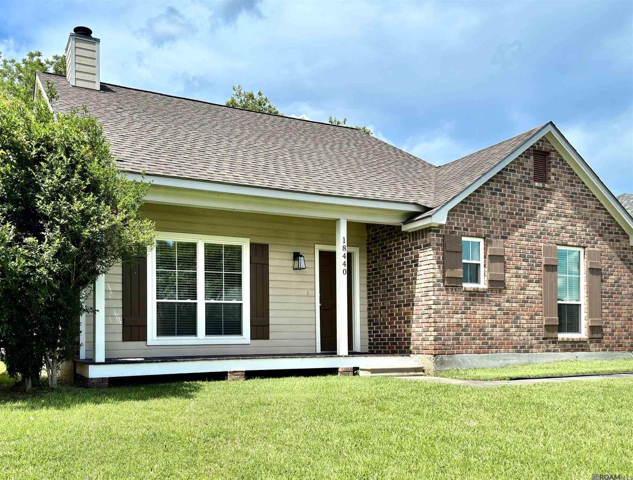 18440 Lakefield Ave - Photo 1