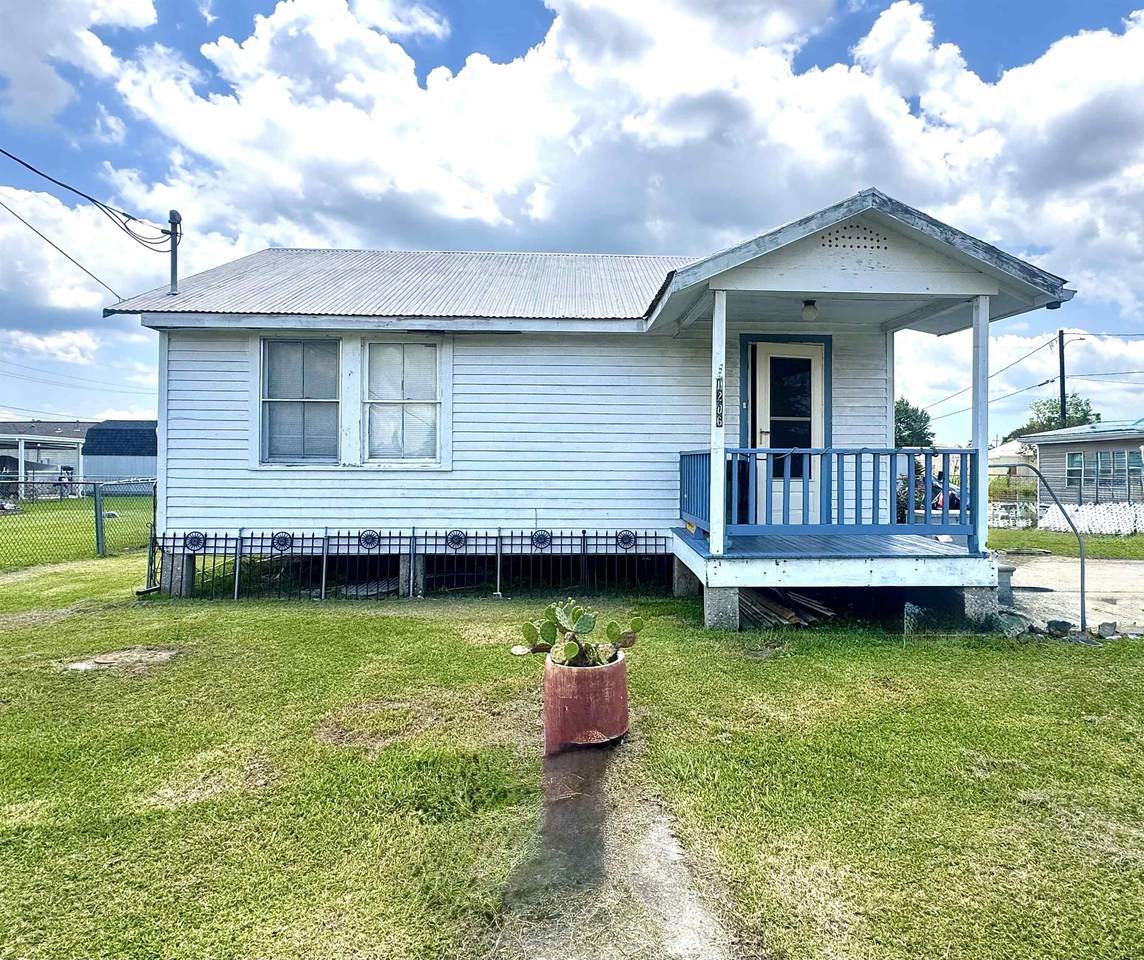 1206 Katherine St - Photo 1