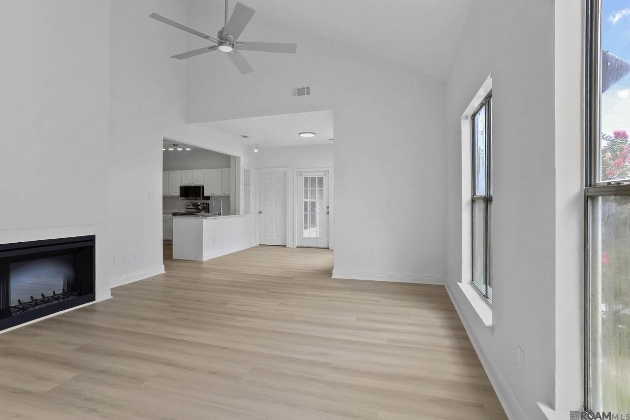 5165 Etta St - Photo 1