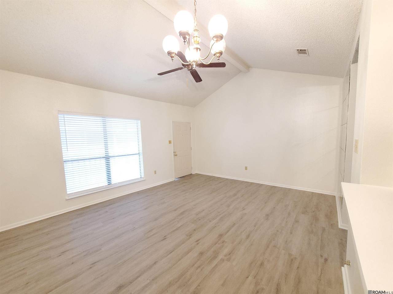 5222 Buttercreek Ln - Photo 1
