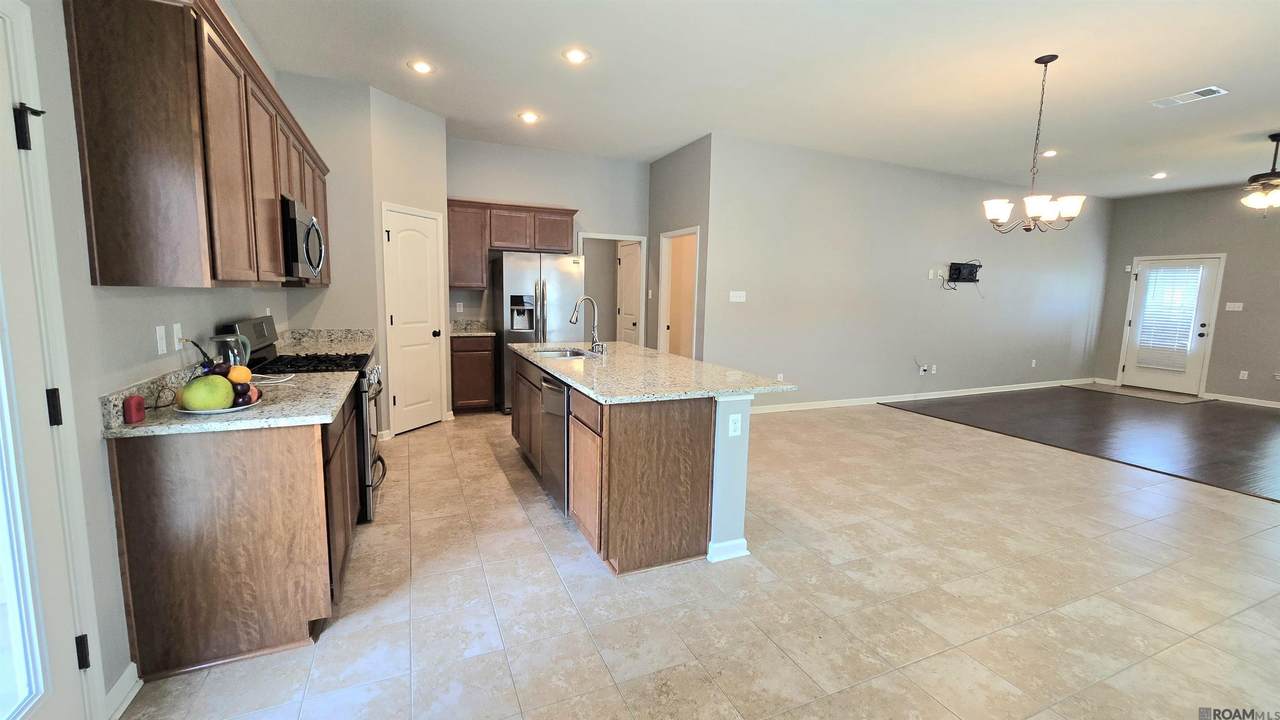 14563 Stone Gate Dr - Photo 1