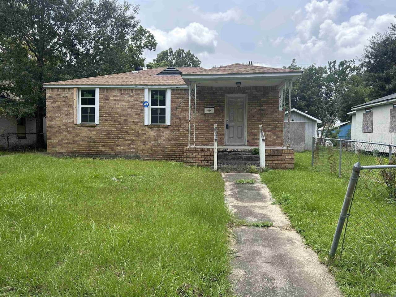 3964 Dalton St - Photo 1