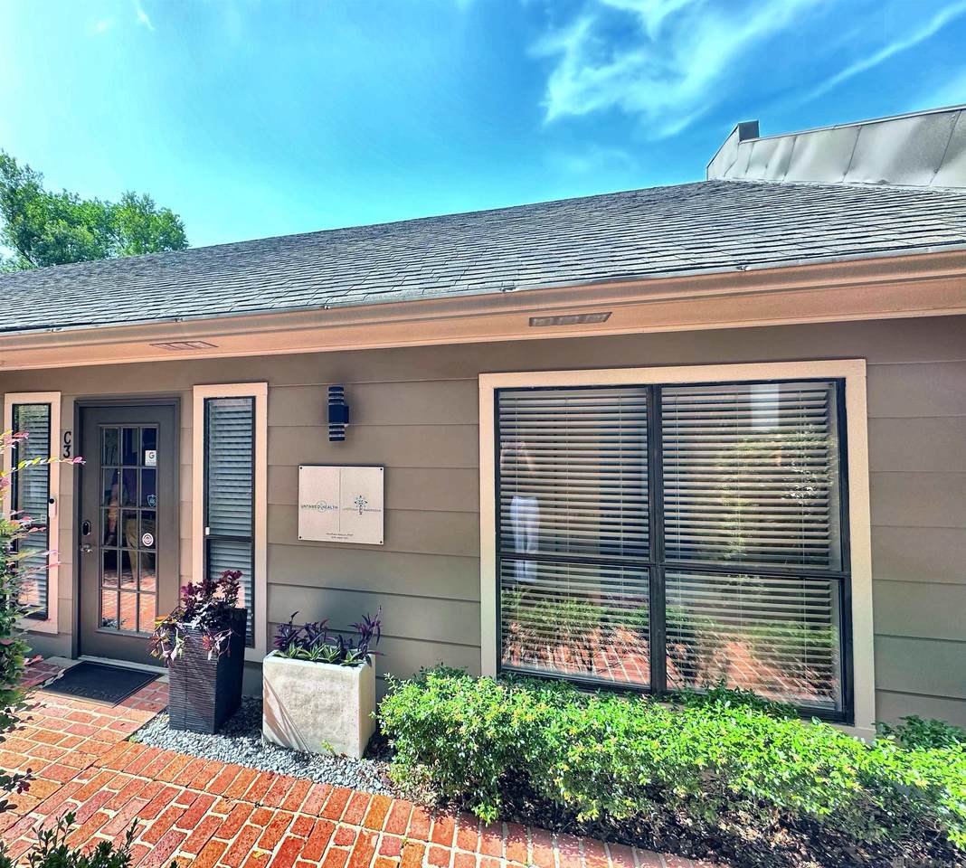 5525 Superior Dr - Photo 1