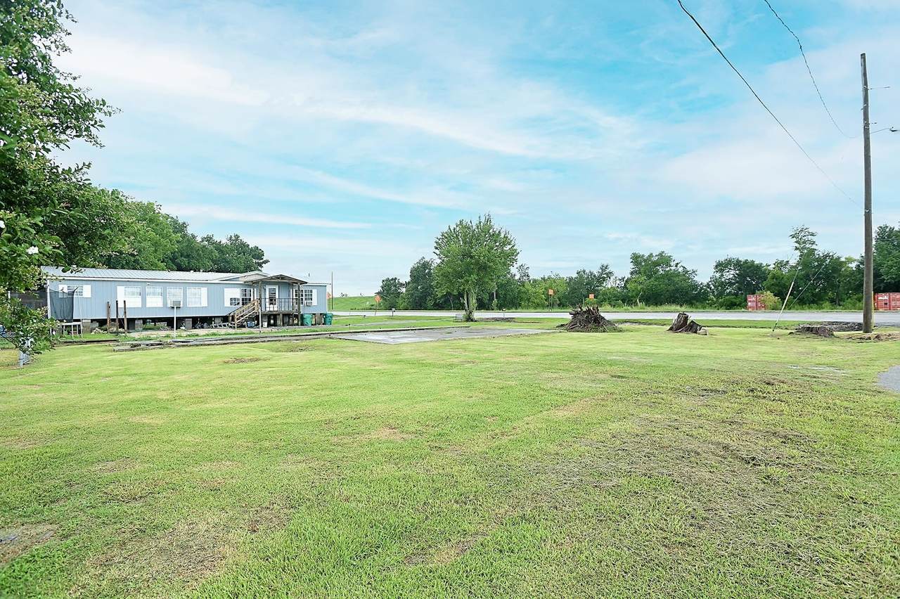 163 Doucet Dr - Photo 1
