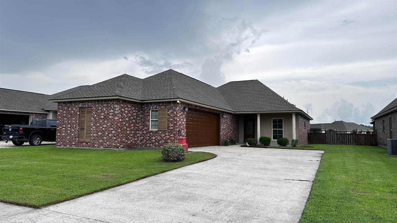 129 Lake Accardo Avenue - Photo 1