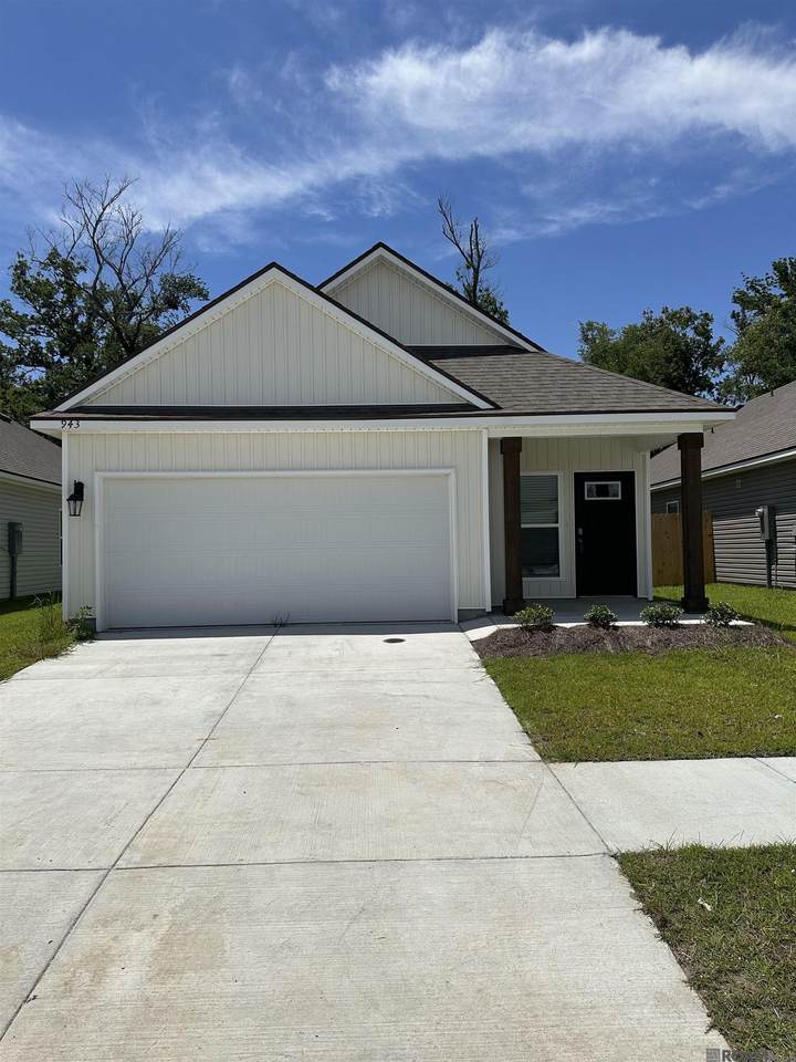 943 Renova Drive - Photo 1