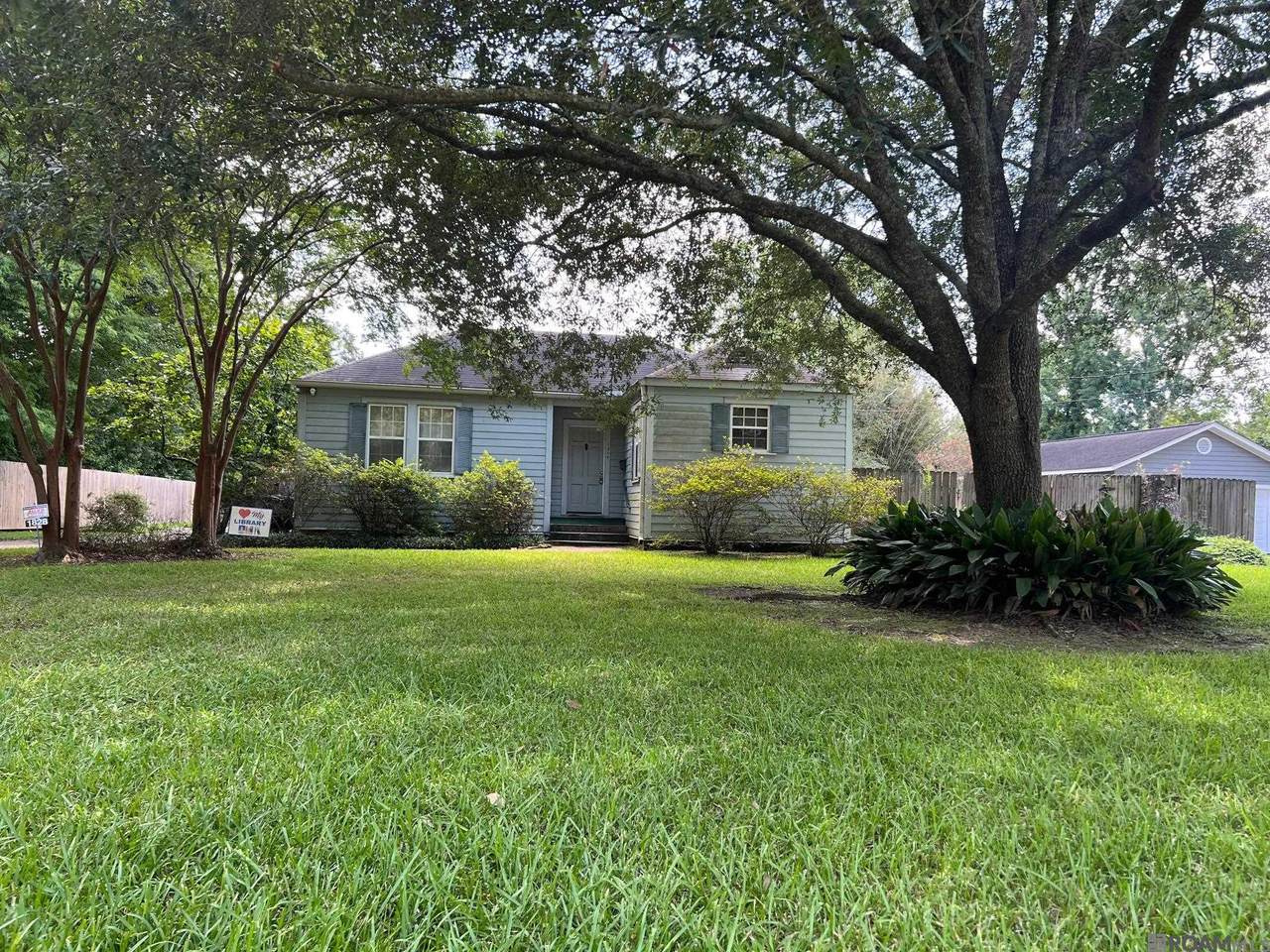 1828 Cloverdale Ave - Photo 1