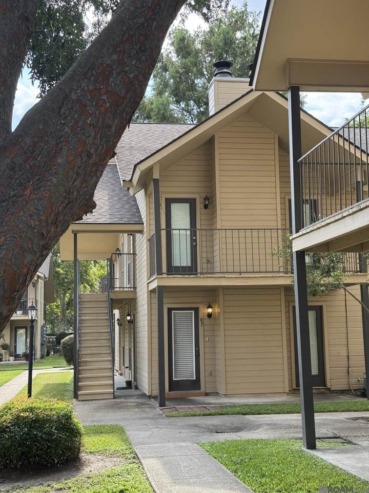 11011 Cal Rd - Photo 1