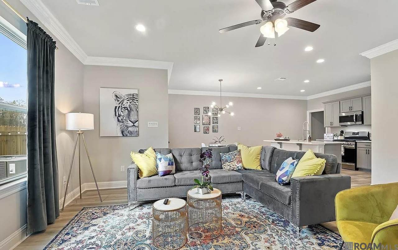 7834 Pisa Dr - Photo 1