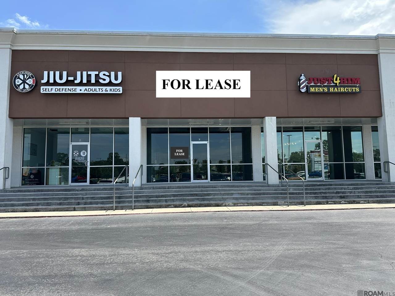 730 Range Ave - Photo 1