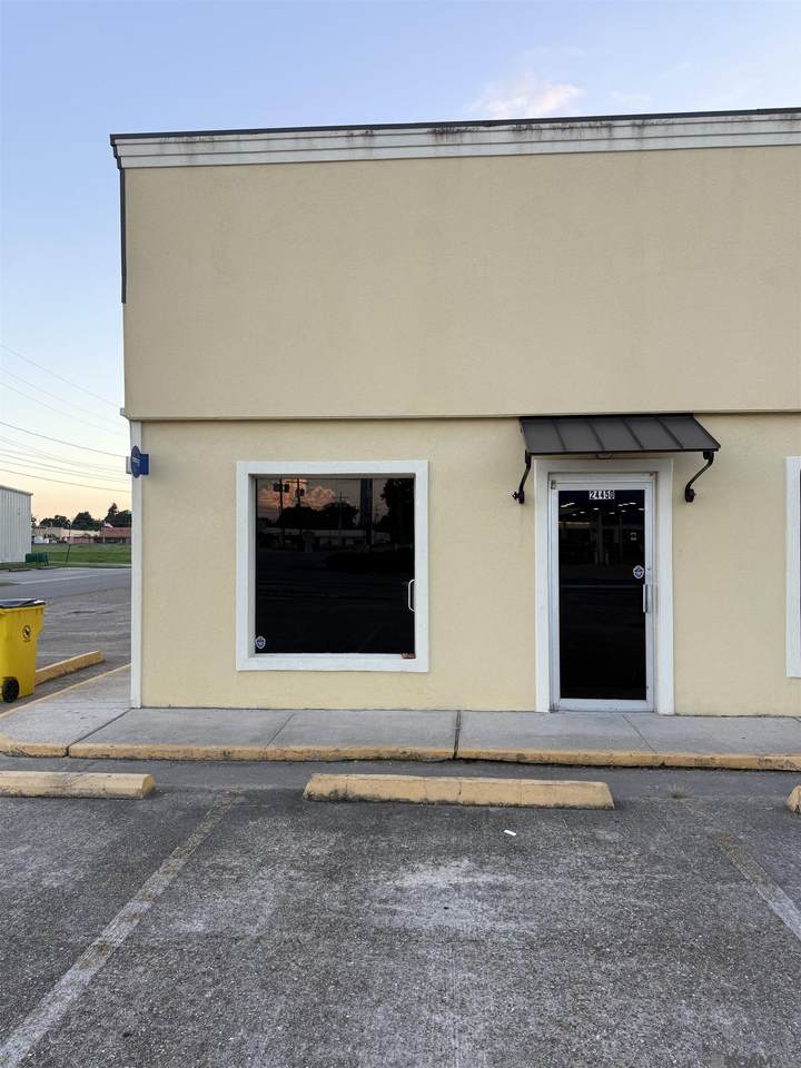 24450 Eden St - Photo 1